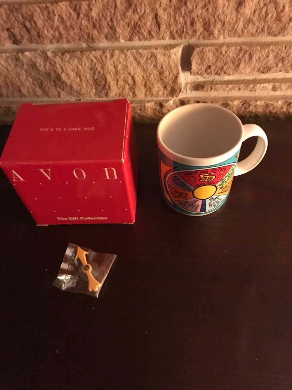 AVON THE GIFT COLLECTION - THE 9 TO 5 GAME MUG